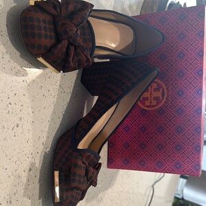 Tory Burch Brown and Navy Polka Dot Women's Shoes